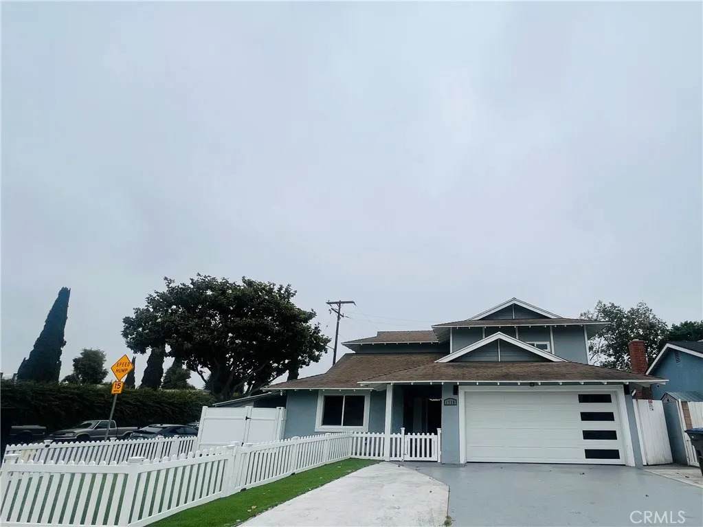 1720 Balard - Photo 1