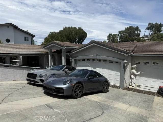 5262 Elvira - Photo 1