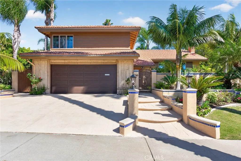 2740 Cardinal Drive - Photo 1