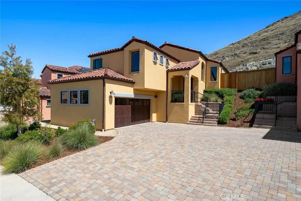 3101 Arezzo Drive - Photo 1