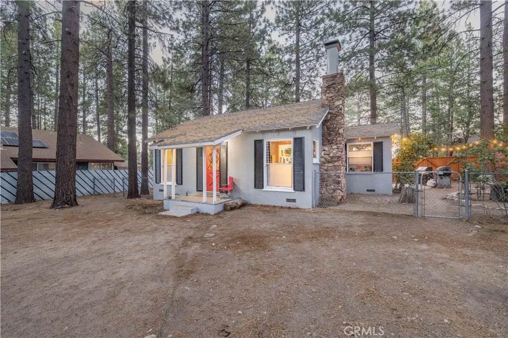 541 Timber Lane - Photo 1