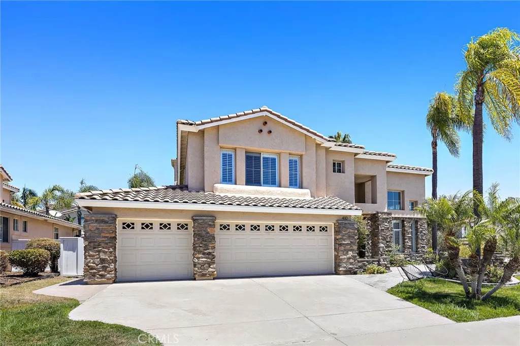 410 De Anza Court - Photo 1