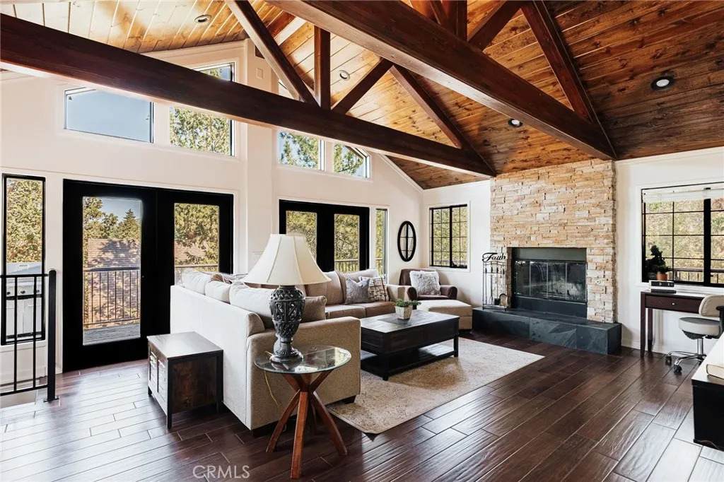 750 Villa Grove - Photo 1