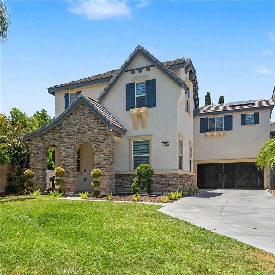 40185 Canton Court - Photo 1