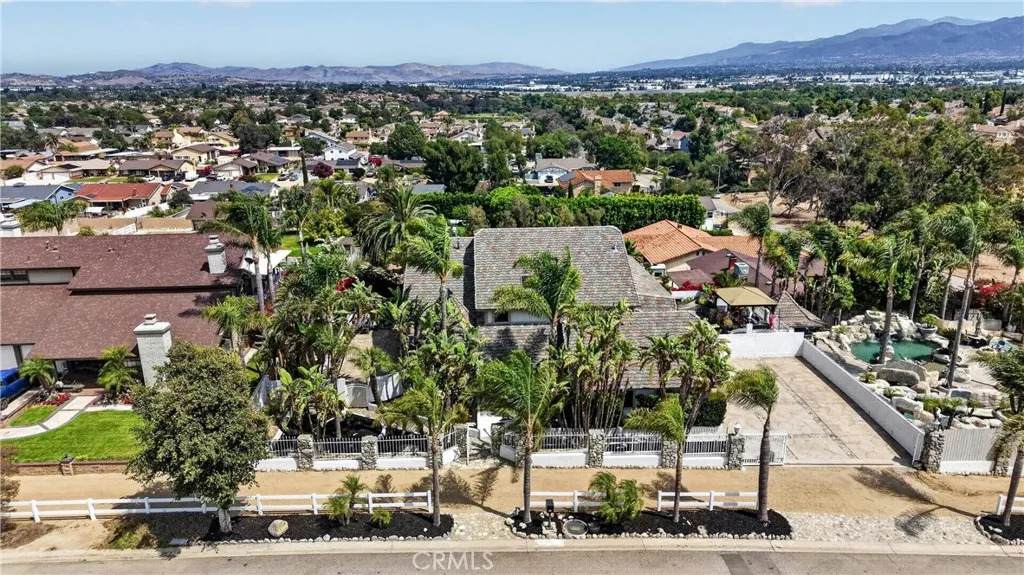 5757 Bluff Street - Photo 1