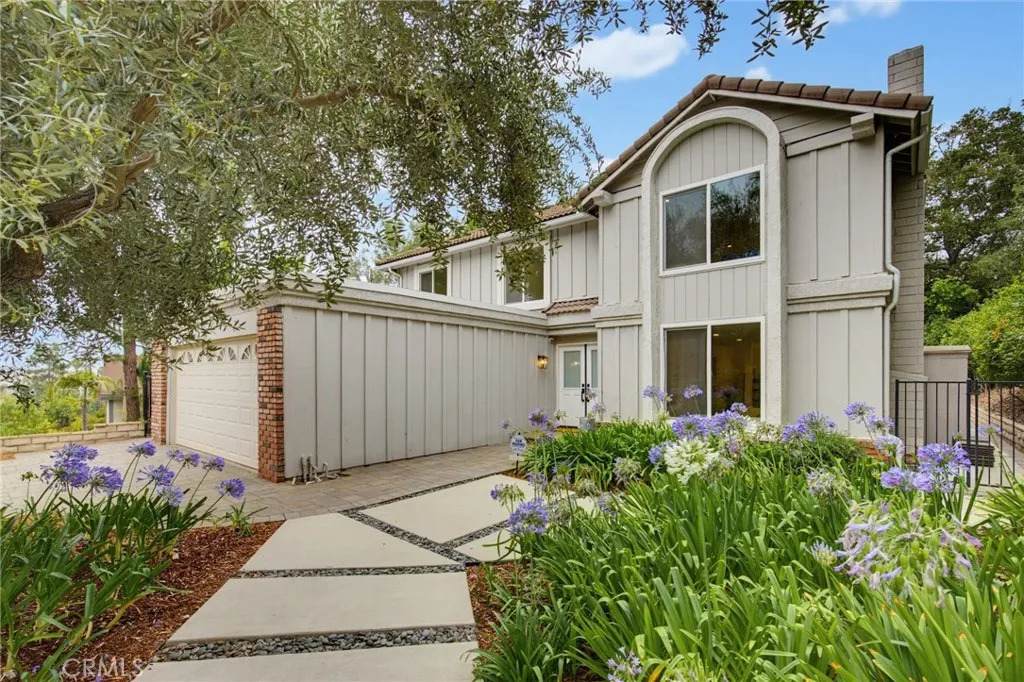 2139 Lenore Drive - Photo 1