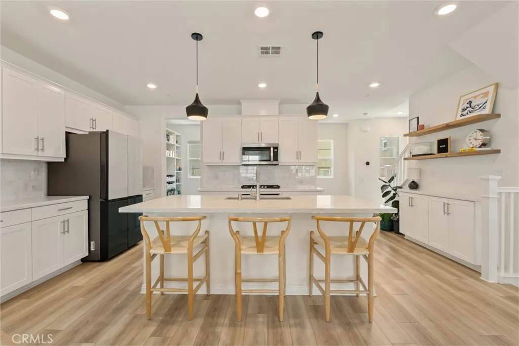 27642 Rosewood - Photo 1