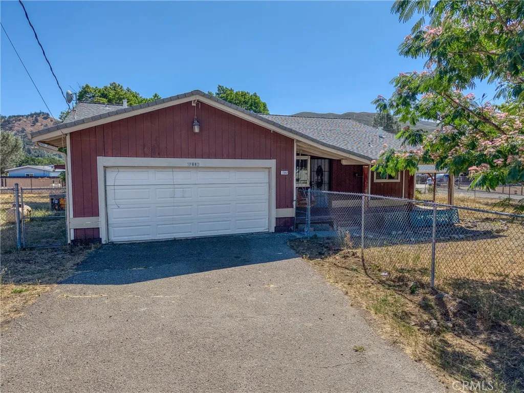 17002 Acacia - Photo 1
