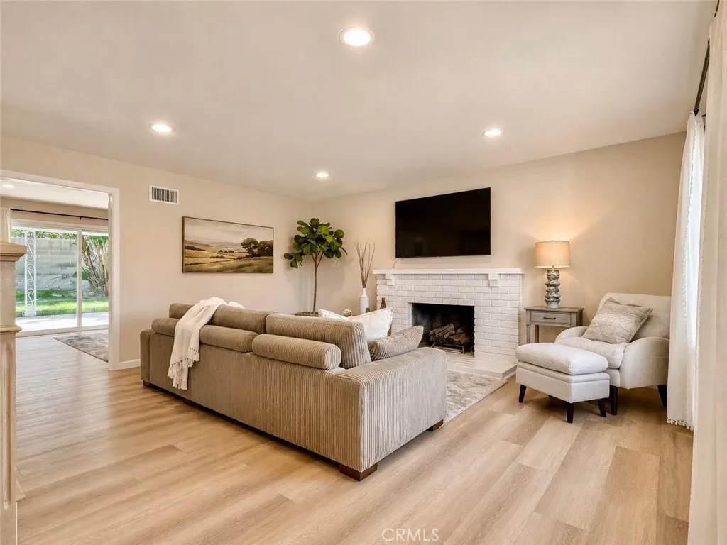 https://bt-photos.global.ssl.fastly.net/sandiego/orig_boomver_1_306762465-1.jpg