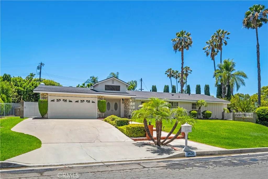 2620 Coronado Dr Drive - Photo 1