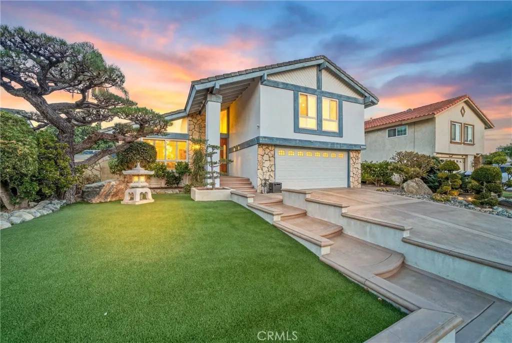 2909 Diamond Street - Photo 1