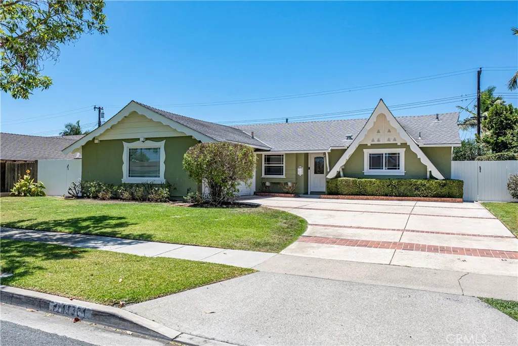 11331 Reagan - Photo 1