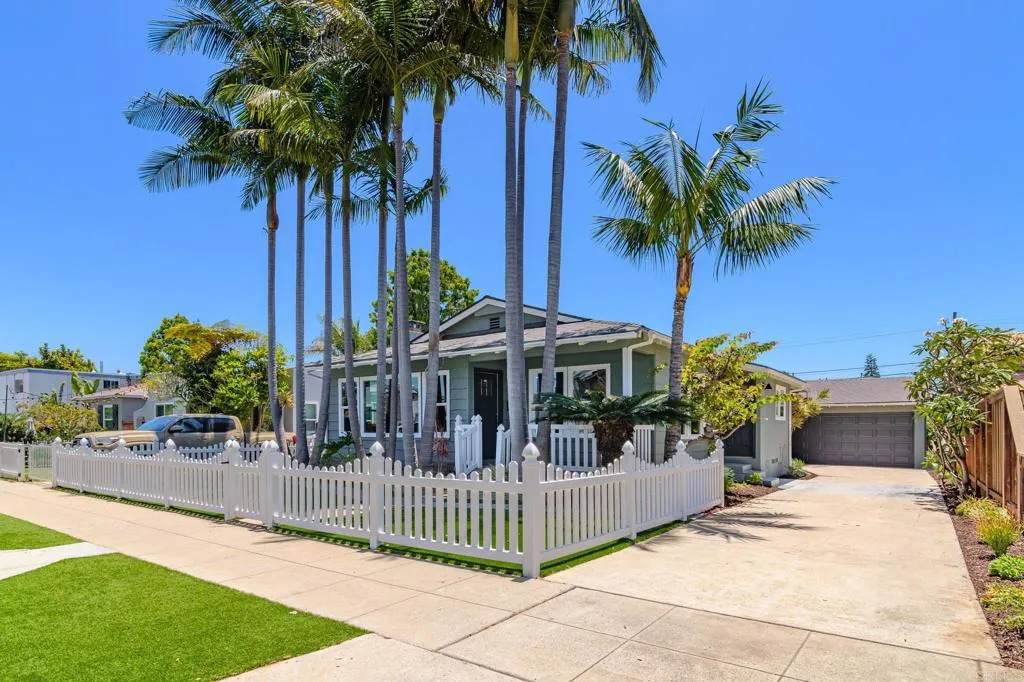 1845 Thomas Ave - Photo 1