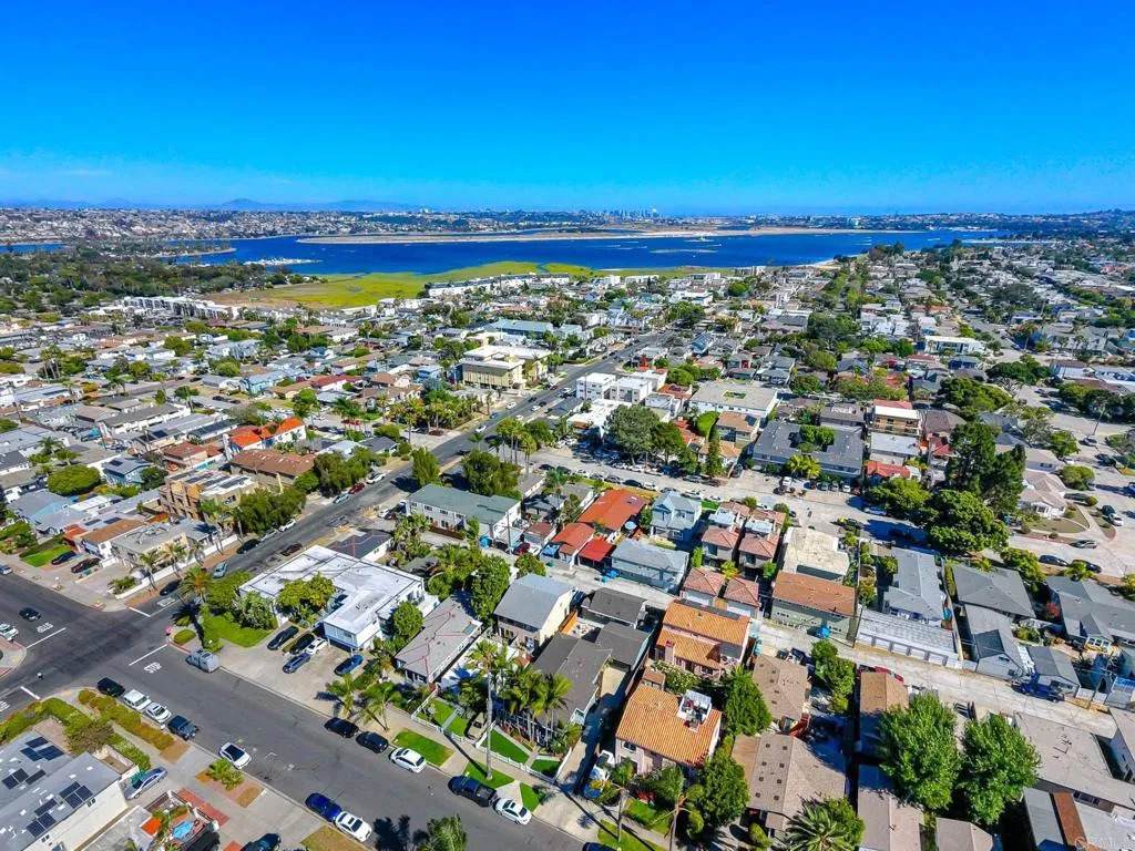 https://bt-photos.global.ssl.fastly.net/sandiego/orig_boomver_1_306763178-1.jpg