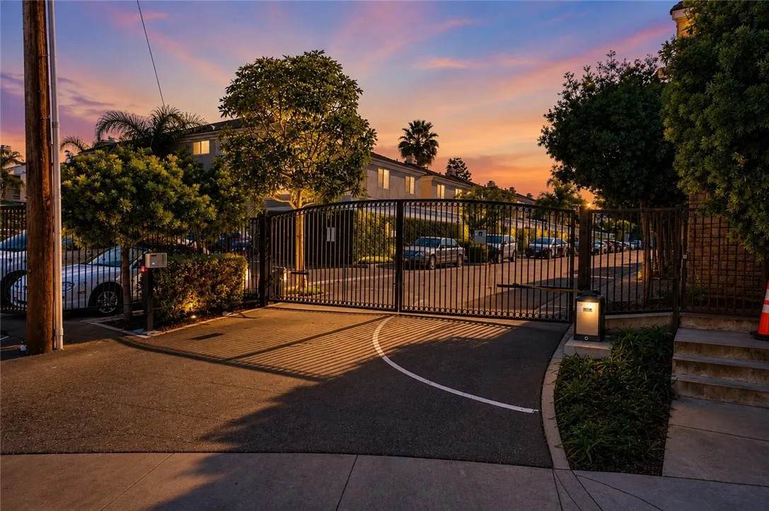 https://bt-photos.global.ssl.fastly.net/sandiego/orig_boomver_1_306763408-1.jpg