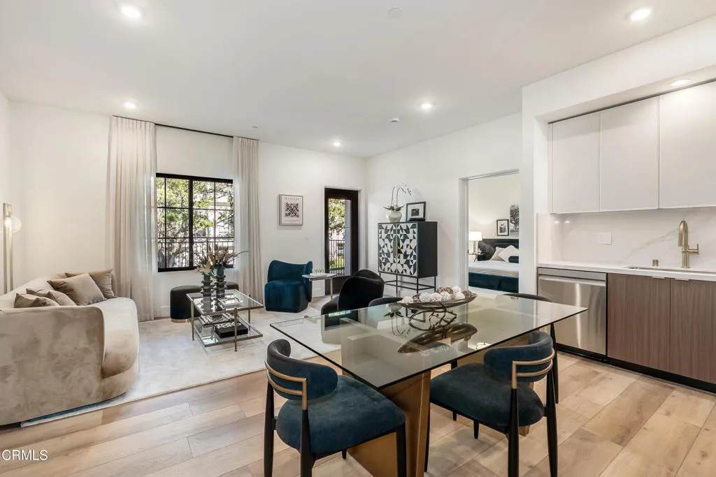 139 Oak Knoll Avenue - Photo 1