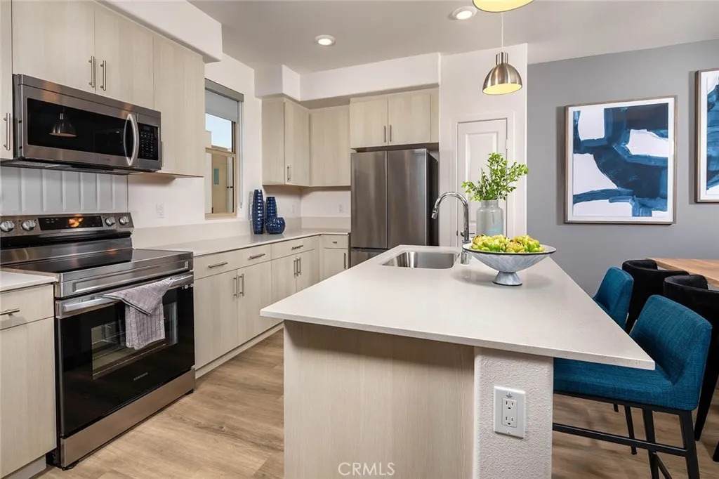 https://bt-photos.global.ssl.fastly.net/sandiego/orig_boomver_1_306766699-1.jpg