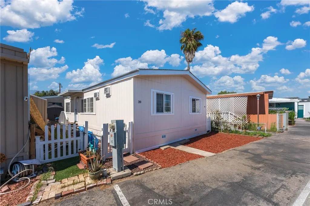 https://bt-photos.global.ssl.fastly.net/sandiego/orig_boomver_1_306767093-1.jpg