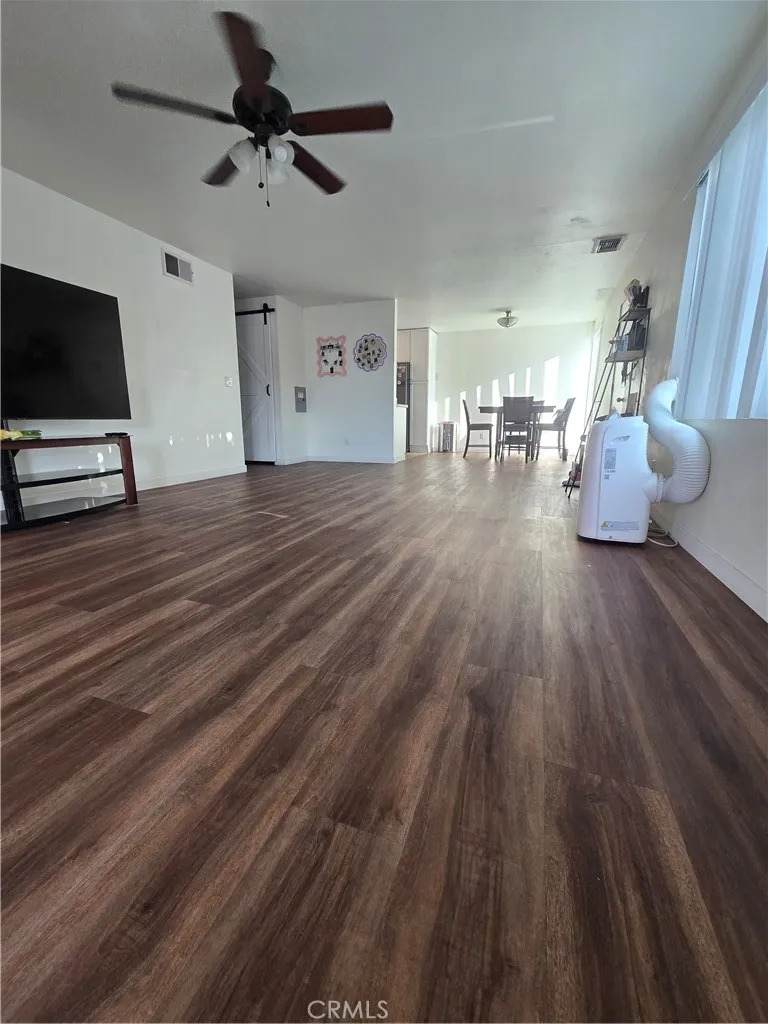 https://bt-photos.global.ssl.fastly.net/sandiego/orig_boomver_1_306767598-1.jpg