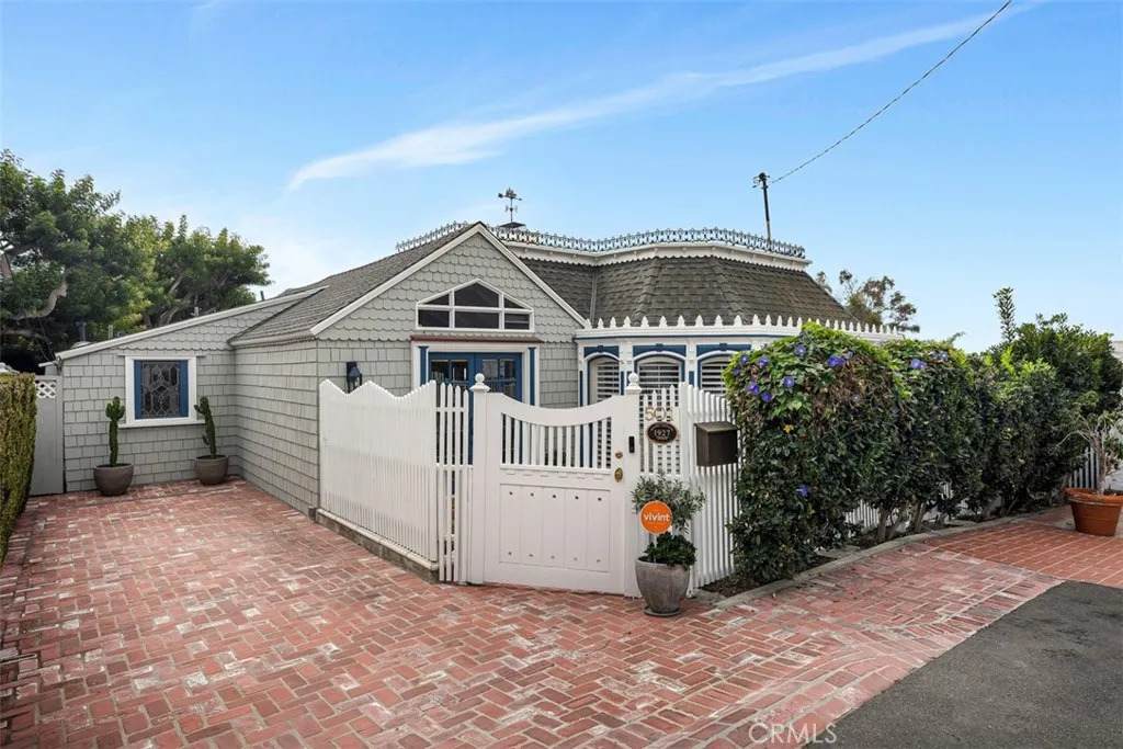 501 Lombardy Lane - Photo 1