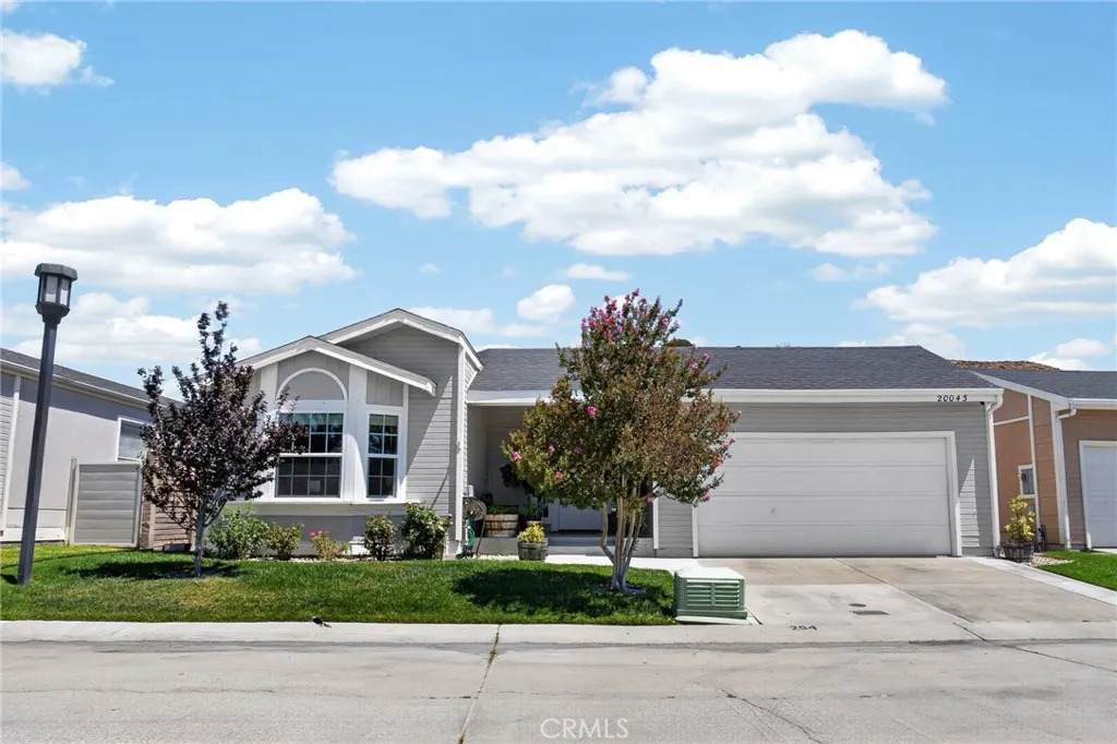 20043 Canyon View - Photo 1
