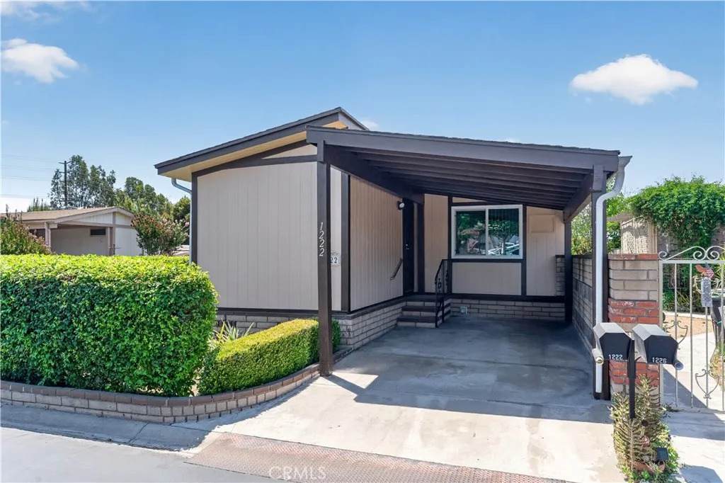1222 Sky Lake - Photo 1