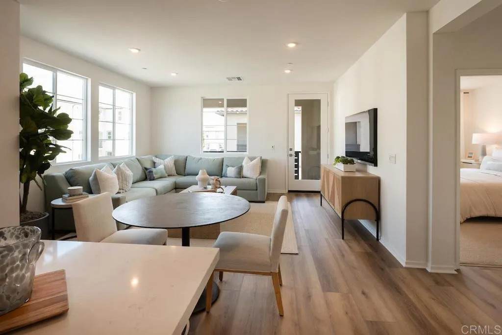 https://bt-photos.global.ssl.fastly.net/sandiego/orig_boomver_1_306771980-1.jpg