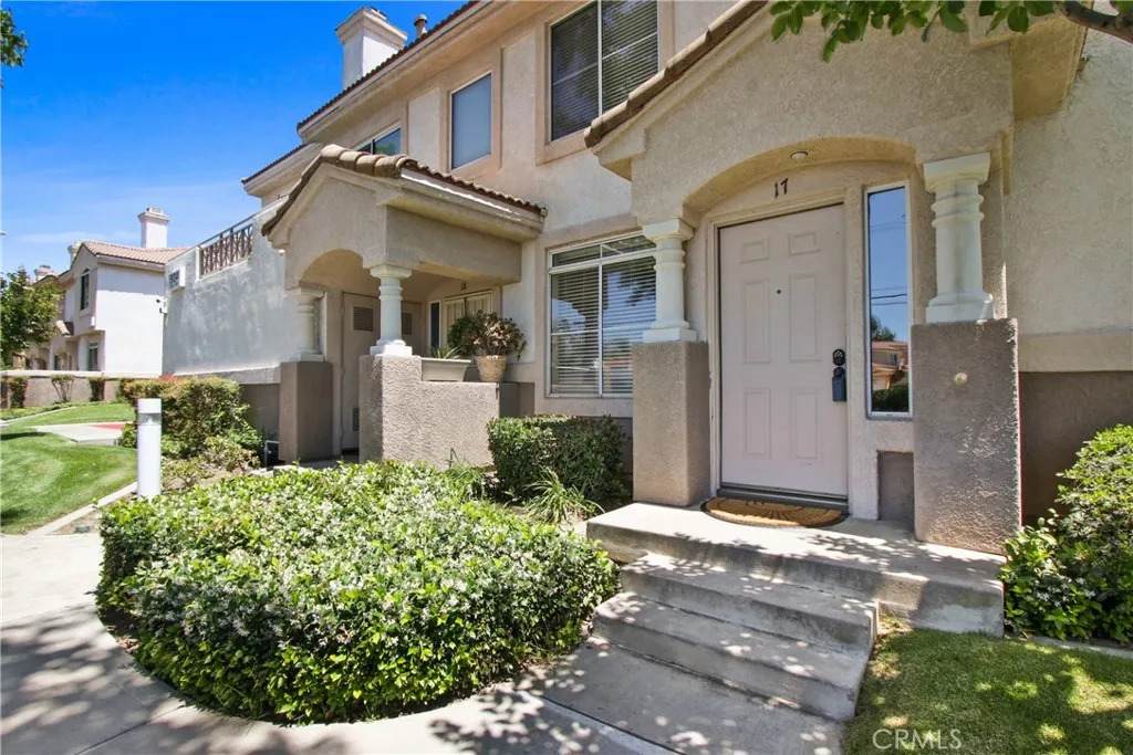 904 Turner - Photo 1