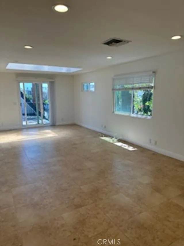 https://bt-photos.global.ssl.fastly.net/sandiego/orig_boomver_1_306773989-1.jpg