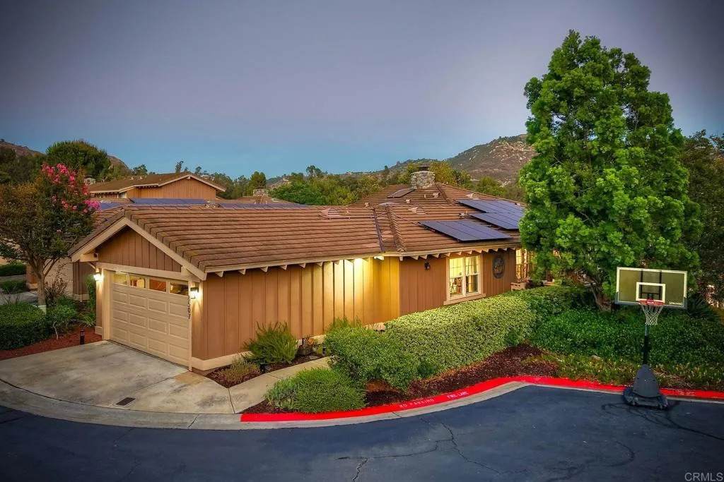 8507 Circle R Course Lane - Photo 1