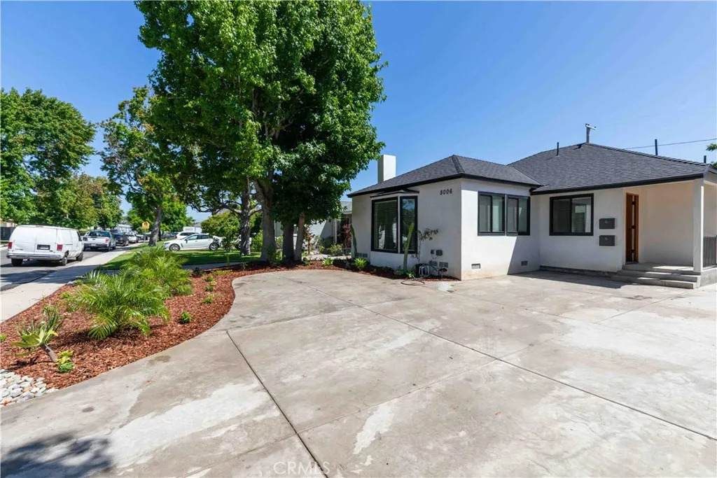 8006 Glider Avenue - Photo 1