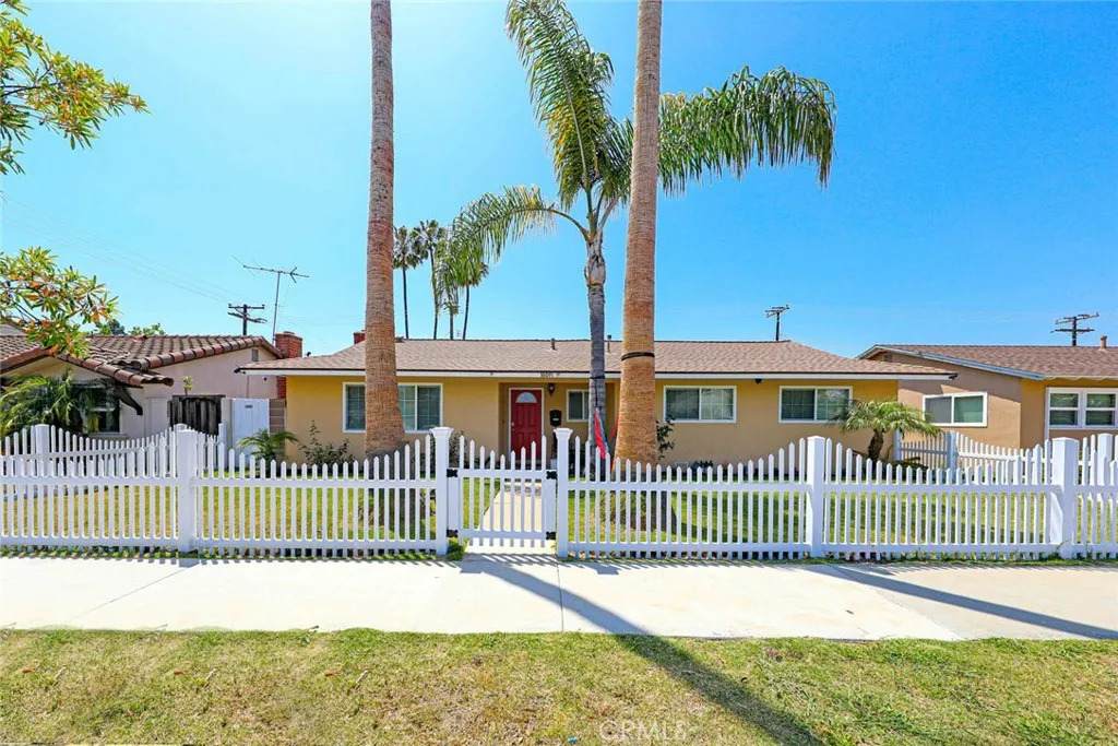 https://bt-photos.global.ssl.fastly.net/sandiego/orig_boomver_1_306776952-1.jpg