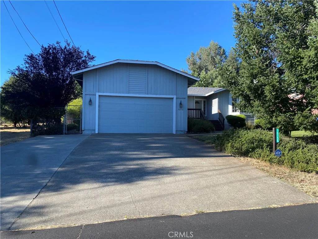 16756 Greenridge - Photo 1