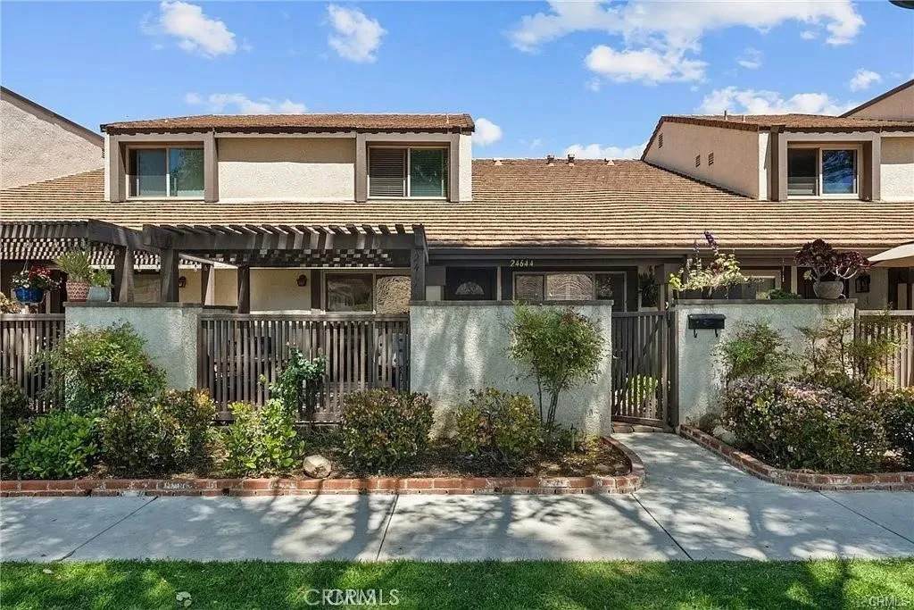 24644 Golfview Drive - Photo 1