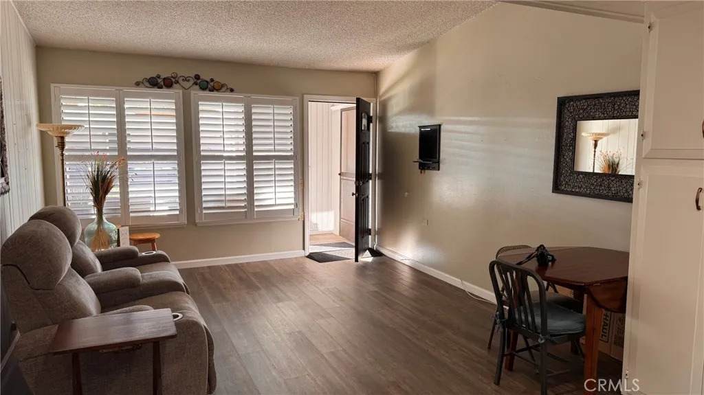 1542 Merion Way - Photo 1