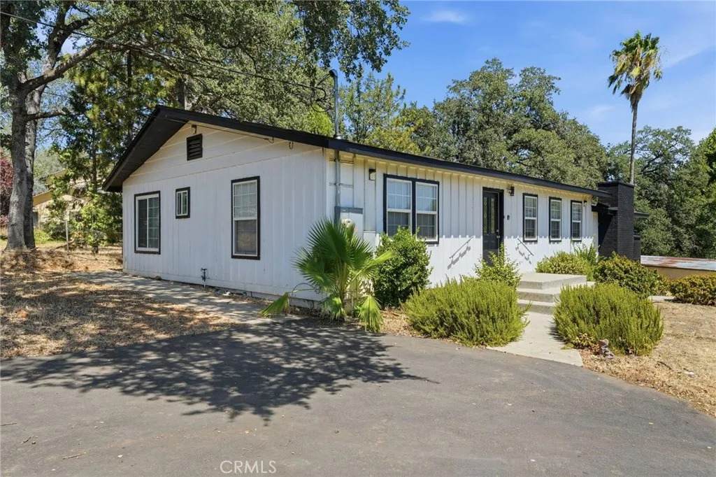6613 Stoney Dr - Photo 1