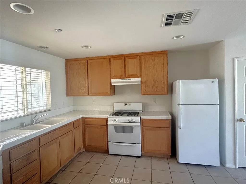 https://bt-photos.global.ssl.fastly.net/sandiego/orig_boomver_1_306778375-1.jpg