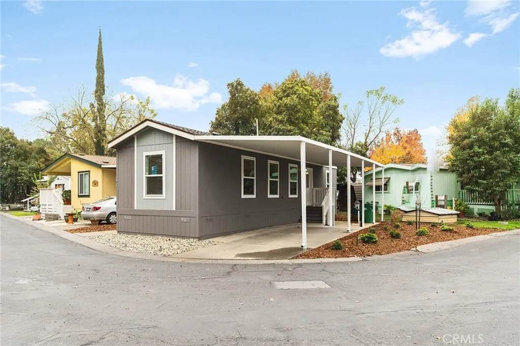 567 Lassen - Photo 1