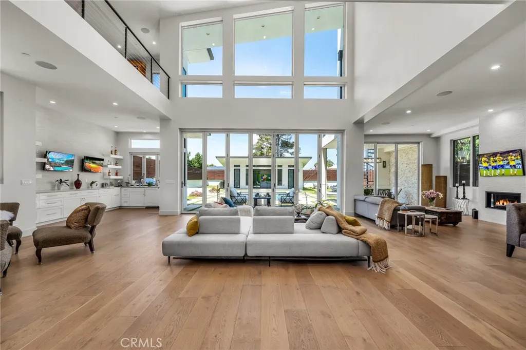 503 Lucia Avenue - Photo 1