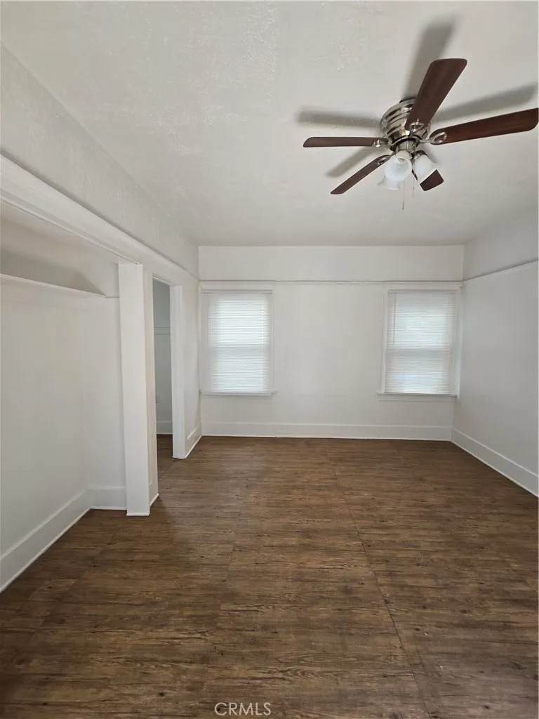 942 2nd - Photo 1