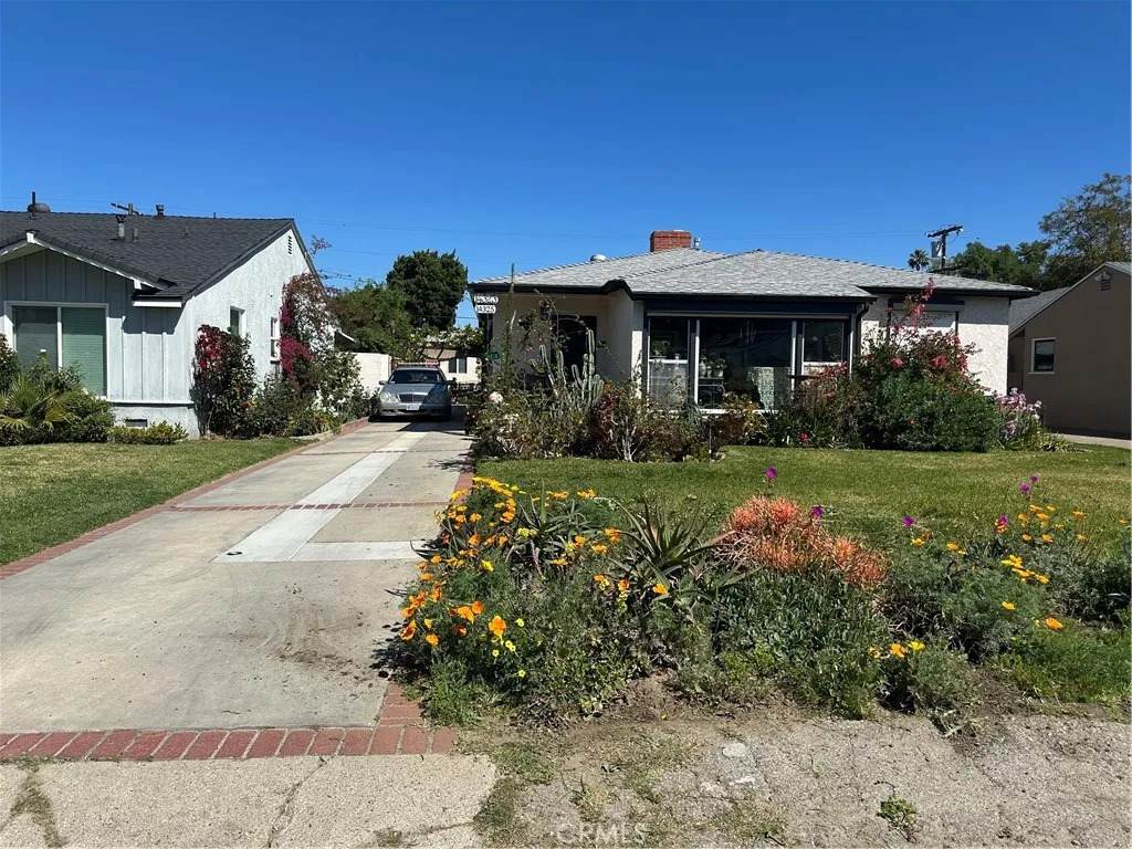 14325 Martha Street - Photo 1