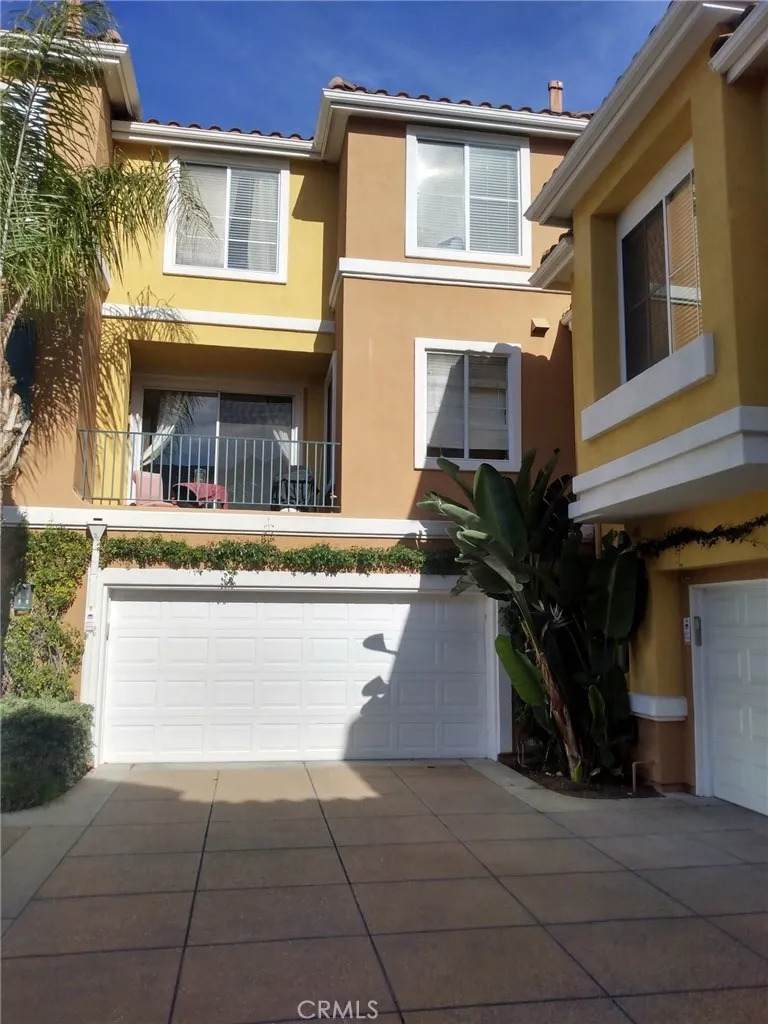 402 Marinella Aisle - Photo 1