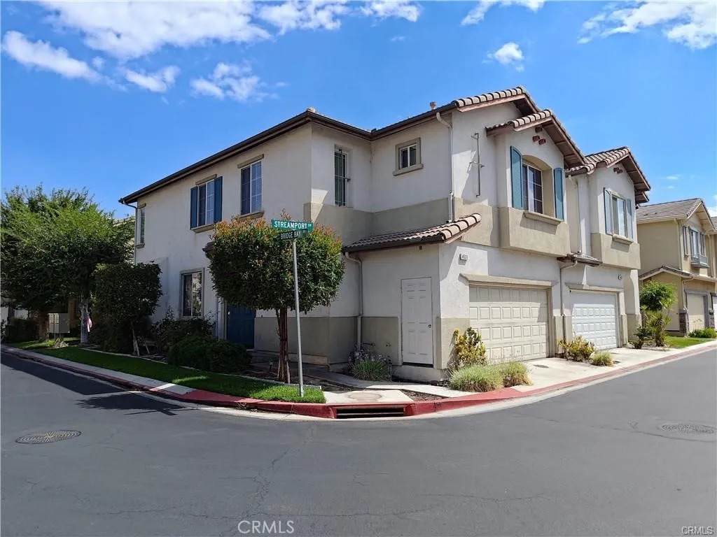4531 Streamport Dr - Photo 1