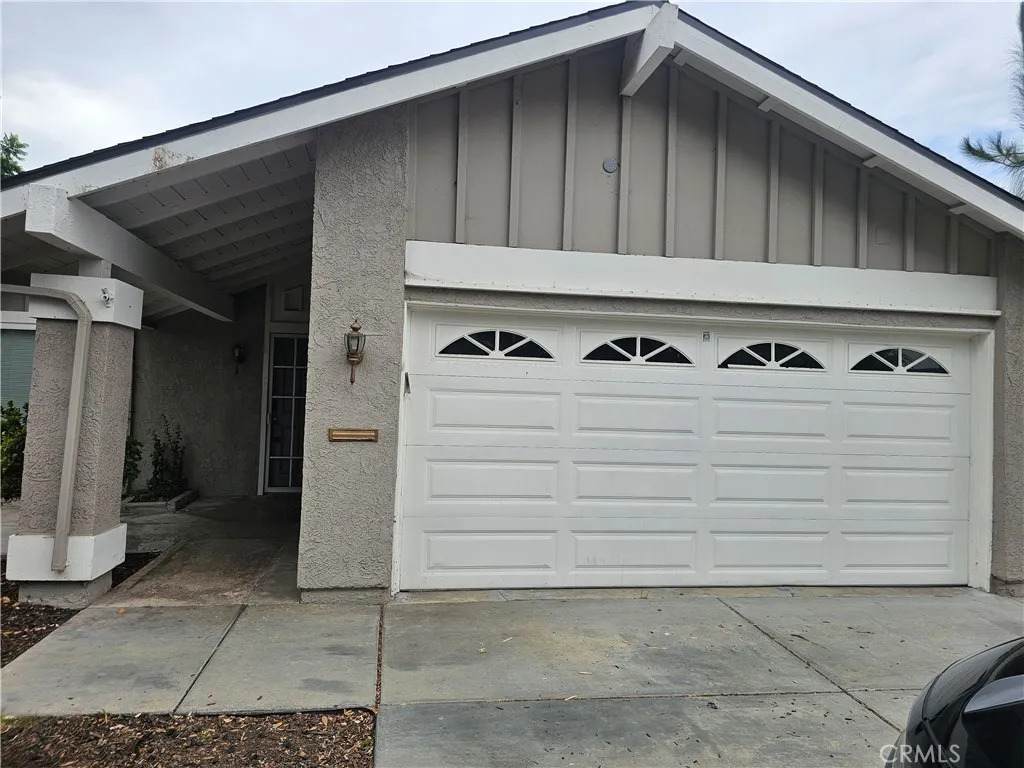 4552 Cheviot - Photo 1