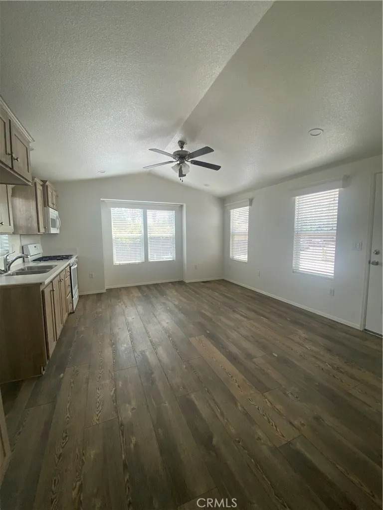 https://bt-photos.global.ssl.fastly.net/sandiego/orig_boomver_1_306783481-1.jpg