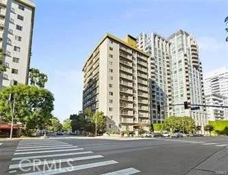 10747 Wilshire - Photo 1