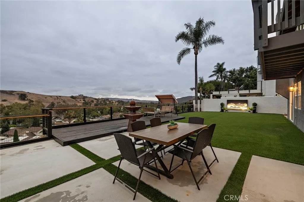 29252 Country Hills - Photo 1