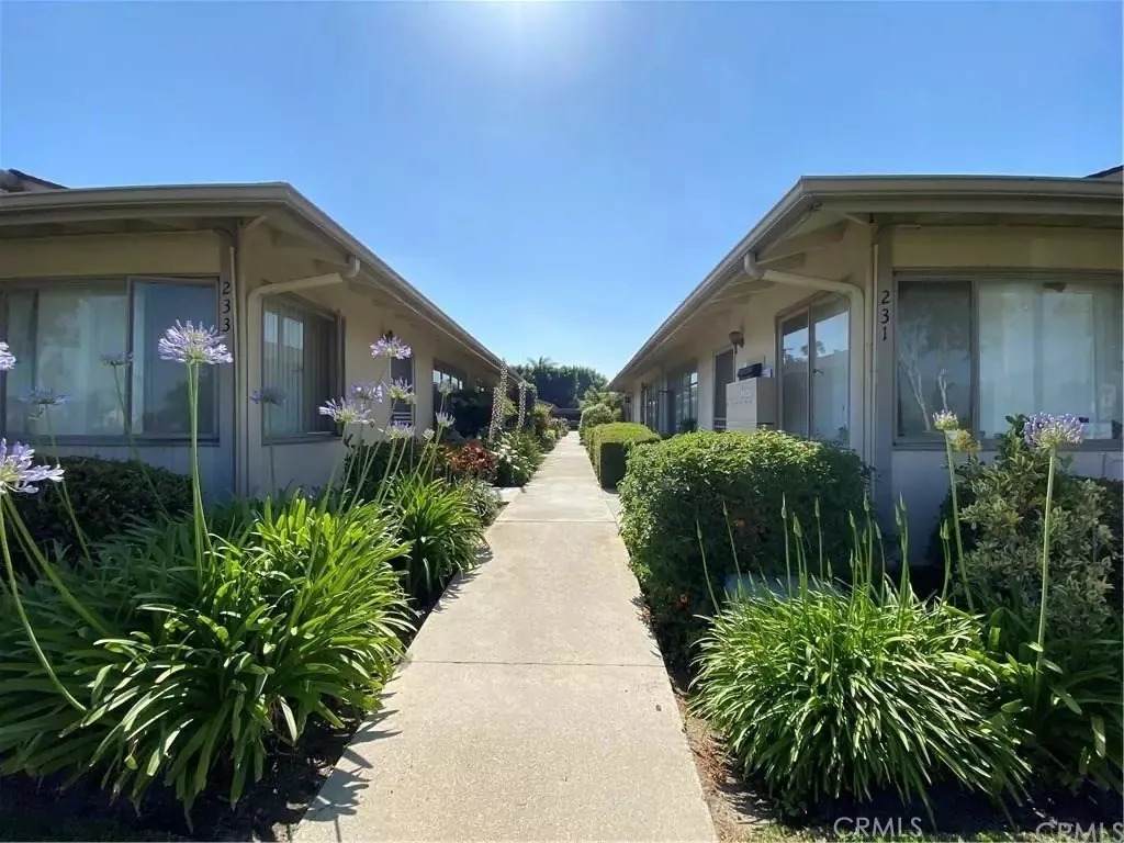 233 Baldwin Avenue - Photo 1