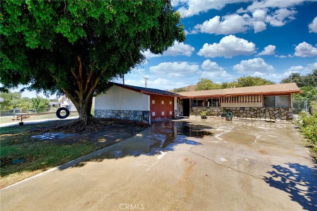 2219 Concord Avenue - Photo 1