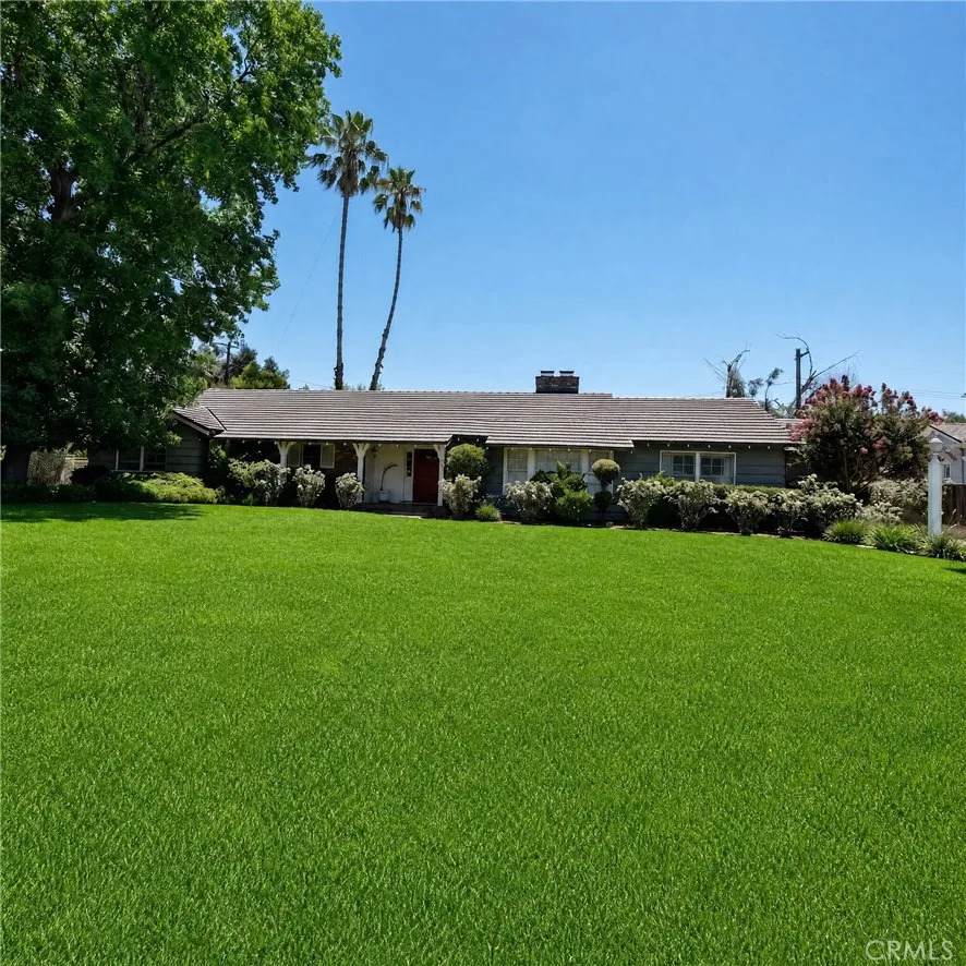 436 Stanford - Photo 1